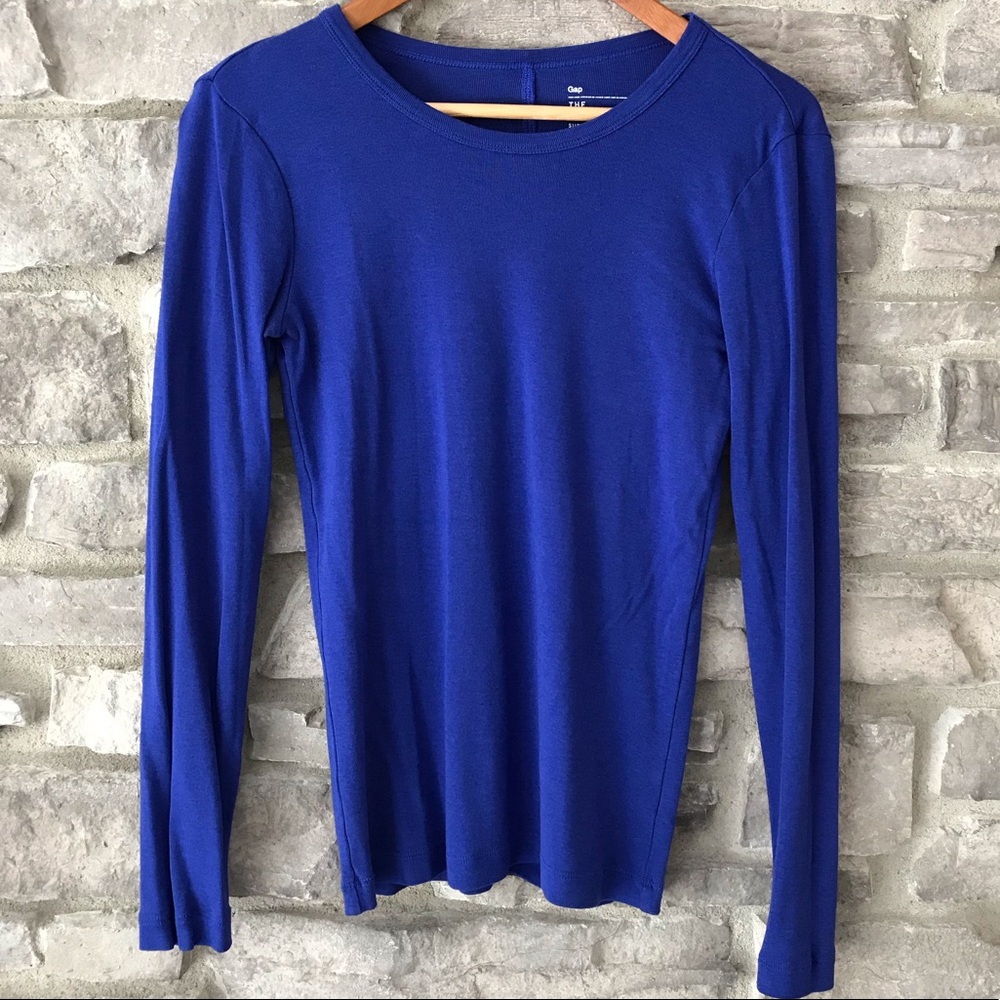 Gap Size S Bright Blue Long Sleeve Super Soft Crewneck Tee